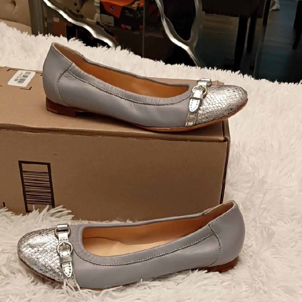 AGL Gray & Silver Snakeprint Toecaps Leather Flats SZ EU 37.5